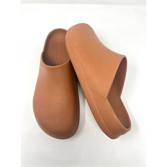 Crocs Dylan Cognac Tan Brown Clogs Mens 11 main image 7